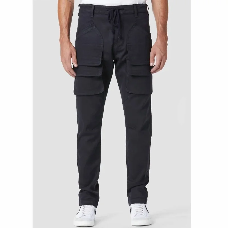 Tracker Cargo Pants In Black Wax